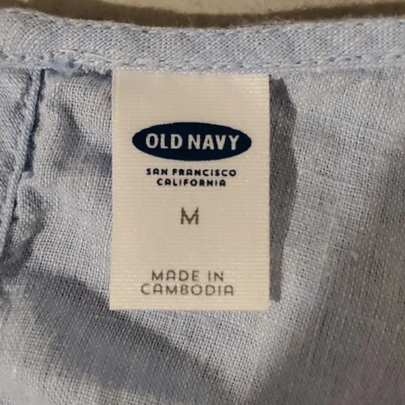 Old Navy Tank - Picture 3 of 4